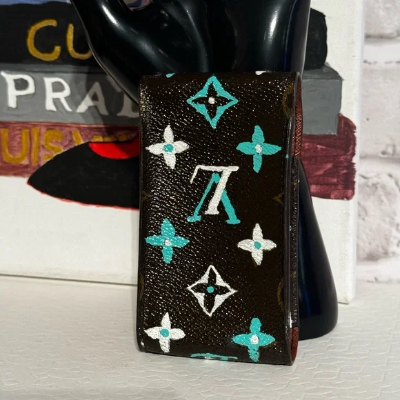 LIPSTICK LV EUC VINTAGE MONOGRAM HOLDER Custom PAINTED CARD HOLDER - Picture 5 of 6